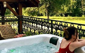 Apartamenty Agroturystyczne Papiernia Grill, Sauna&Jacuzzi